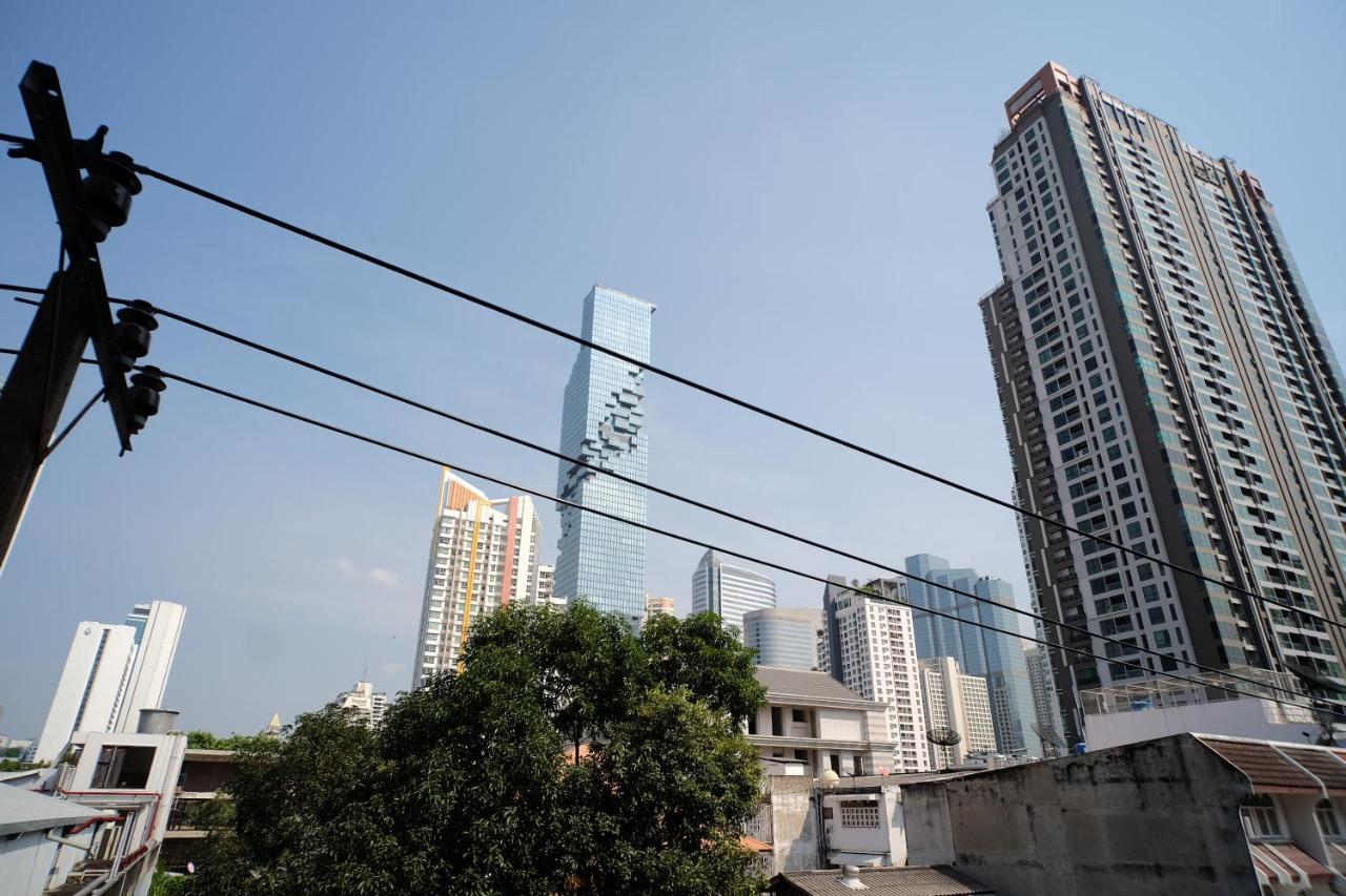 Baan Khun Pra Duplex Rm3 Bangkok Apartment Bagian luar foto