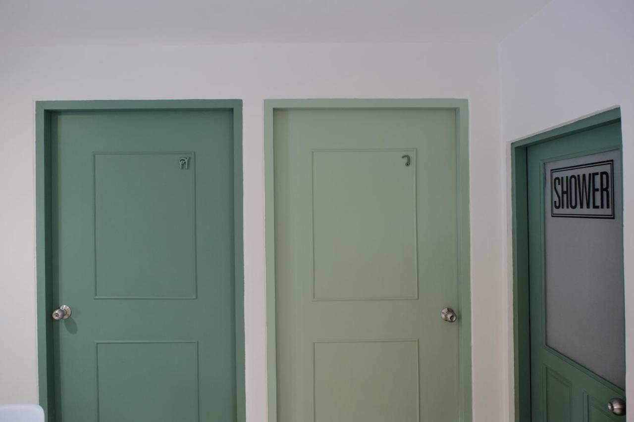 Baan Khun Pra Duplex Rm3 Bangkok Apartment Bagian luar foto